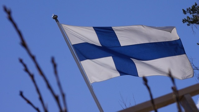 Veteraanipäivän juhlalähetys Suomen lippu