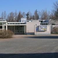 Nakkilan seurakuntakoti ulkoa kuvattuna